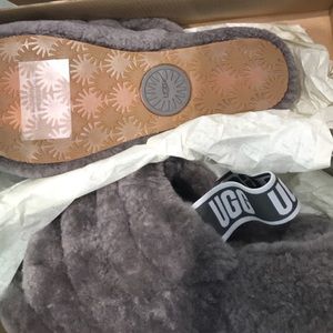 UGG Fluff Yeah Slide